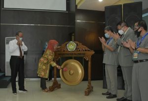 Program Pascasarjana Universitas PGRI Palembang Gelar Pelatihan Penulisan Tesis